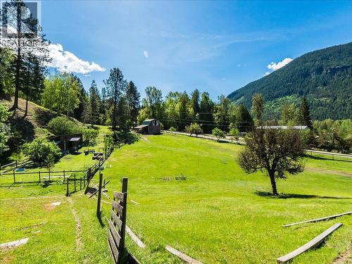 2960 Upper Slocan Park Road, Slocan Park, BC - Outdoor With View