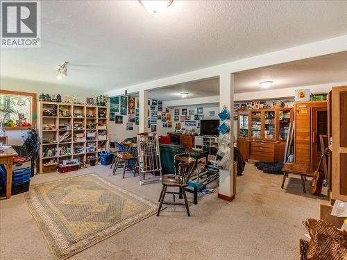 2960 Upper Slocan Park Road, Slocan Park, BC - Indoor