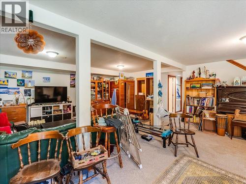 2960 Upper Slocan Park Road, Slocan Park, BC - Indoor