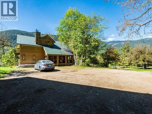 2960 Upper Slocan Park Road, Slocan Park, BC - Outdoor