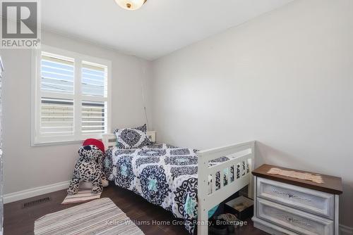 267 Bakersfield Drive, Cambridge, ON - Indoor Photo Showing Bedroom