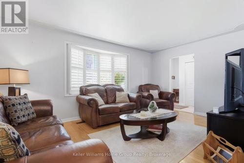 267 Bakersfield Drive, Cambridge, ON - Indoor Photo Showing Living Room