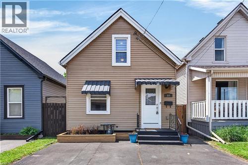 69 ROBINS Avenue  Hamilton, ON L8H 4N3