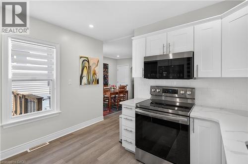 69 Robins Avenue, Hamilton, ON - Indoor Photo Showing Kitchen