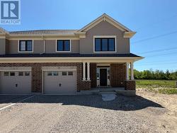 8 COLUMBUS COURT Central Elgin, ON N5P 0E5