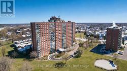 1007 - 2759 CAROUSEL CRESCENT  Ottawa, ON K1T 2N5