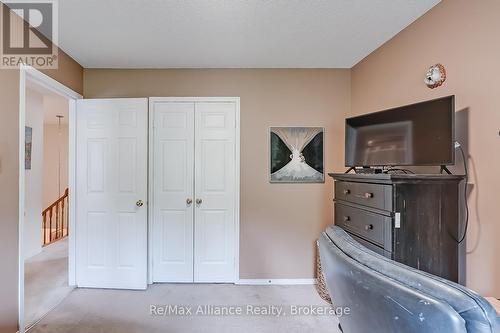 1969 Glenada Crescent, Oakville (Wc Wedgewood Creek), ON - Indoor