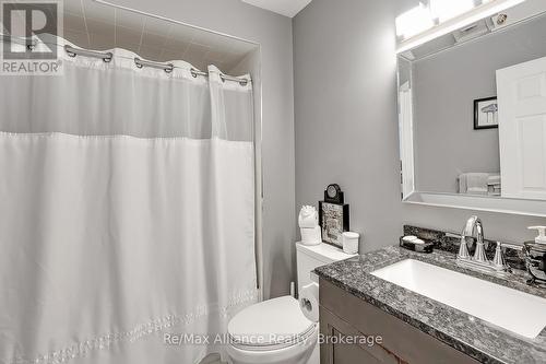 1969 Glenada Crescent, Oakville (Wc Wedgewood Creek), ON - Indoor Photo Showing Bathroom