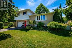 1 GREENWOOD AVENUE  Cambridge, ON N1R 2Y2