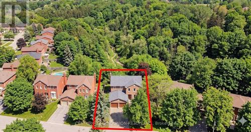 37 MILLSTONE COURT  Markham, ON L3R 7M4