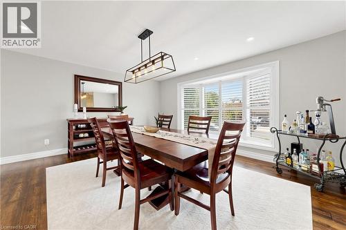 1365 Ester Drive, Burlington, ON - Indoor Photo Showing Dining Room