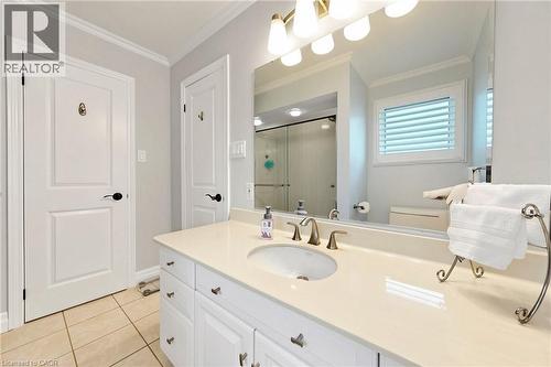 1365 Ester Drive, Burlington, ON - Indoor Photo Showing Bathroom