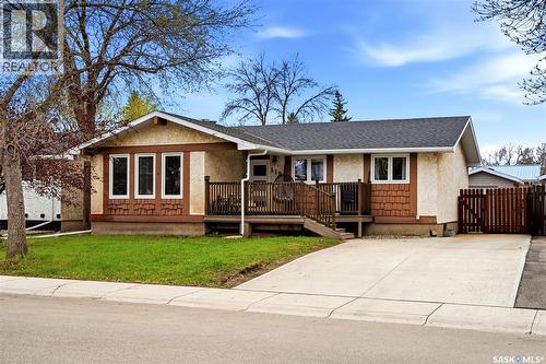 118 Mackenzie CRESCENT  Regina, SK S4N 5G5