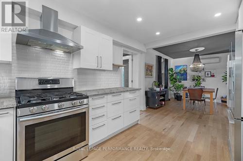 Photo prior to tenant occupancy *digitally staged* - 81 Ivy Crescent, Ottawa, ON - Indoor Photo Showing Kitchen With Upgraded Kitchen