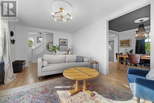 Photo prior to tenant occupancy *digitally staged* - 81 Ivy Crescent, Ottawa, ON - Indoor Photo Showing Living Room