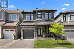 332 FINIAL WAY Ottawa, ON K2J 6V9