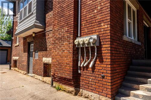 822 Main Street E, Hamilton, ON 