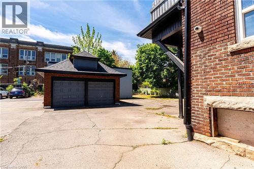 822 Main Street E, Hamilton, ON 