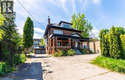 822 MAIN Street E  Hamilton, ON L8M 1L6