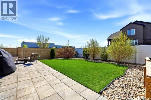 4929 Green Brooks Way E, Regina, SK - Outdoor