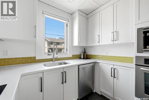 2022 Retallack Street, Regina, SK - Indoor Photo Showing Kitchen