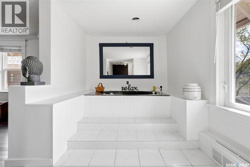 2022 Retallack Street, Regina, SK - Indoor