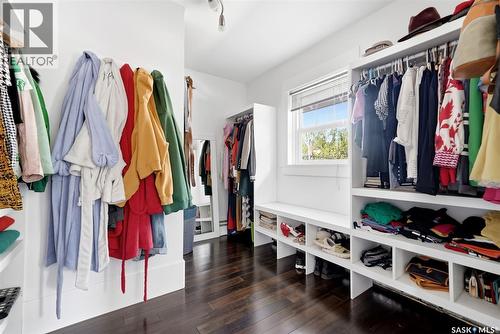 2022 Retallack Street, Regina, SK - Indoor With Storage