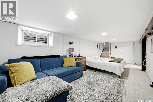 2022 Retallack Street, Regina, SK - Indoor Photo Showing Living Room