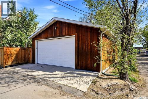 2022 Retallack Street, Regina, SK - Outdoor