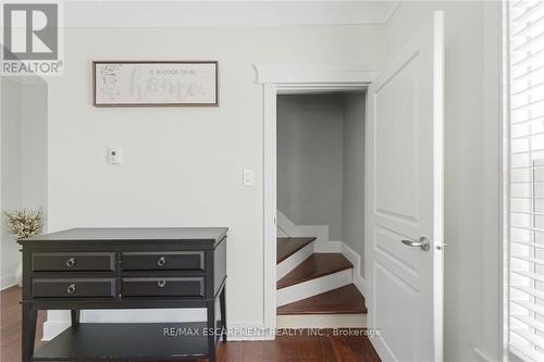 69 Nash Road S, Hamilton, ON - Indoor Photo Showing Other Room