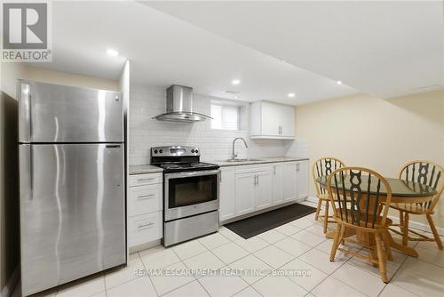 69 Nash Road S, Hamilton, ON - Indoor Photo Showing Kitchen With Upgraded Kitchen