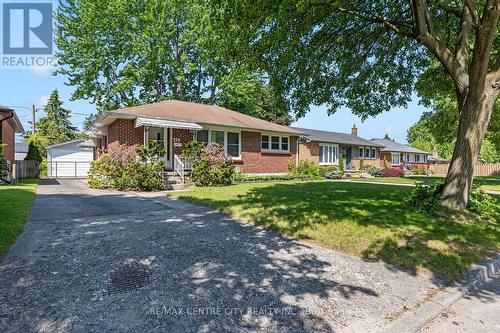 219 FAIRWAY AVENUE  London East (East O), ON N5W 1J2