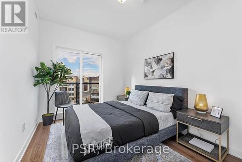 350 - 37 Danforth Road, Toronto, ON - Indoor Photo Showing Bedroom