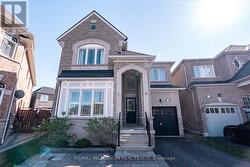 19 BELLOTTI CRESCENT Ajax, ON L1Z 0M2