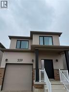359 BENNINGER Drive Kitchener, ON N2E 0K1