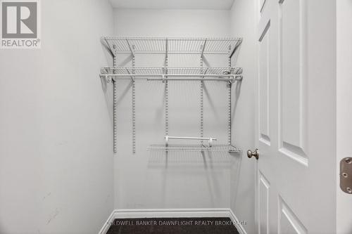 18 Devon Drive, South Huron (Exeter), ON - Indoor With Storage