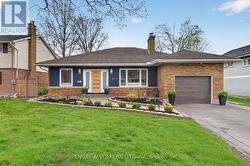 1530 CATON STREET  Ottawa, ON K1H 6J4