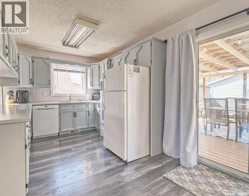 311 4Th Avenue E, Biggar, SK - Indoor Photo Showing Kitchen