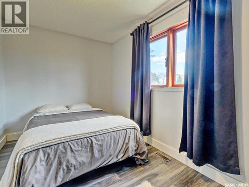 311 4Th Avenue E, Biggar, SK - Indoor Photo Showing Bedroom