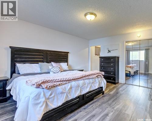 311 4Th Avenue E, Biggar, SK - Indoor Photo Showing Bedroom