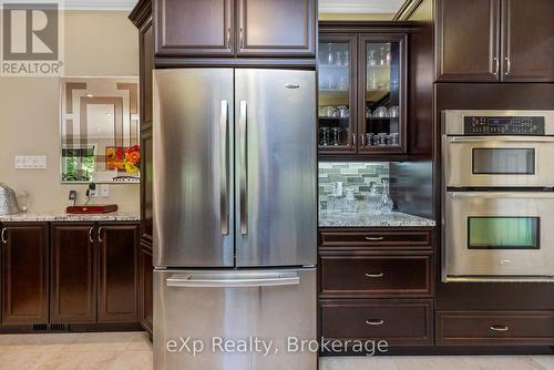 7 Limbert Road, Mcdougall, ON - Indoor Photo Showing Kitchen