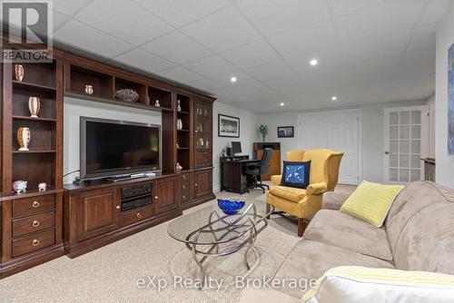 7 Limbert Road, Mcdougall, ON - Indoor