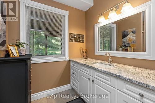 7 Limbert Road, Mcdougall, ON - Indoor Photo Showing Bathroom