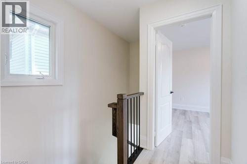 UNIT B - 38 East 16Th Street, Hamilton, ON - Indoor Photo Showing Other Room