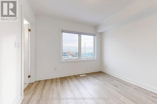 5456 Main Street, Whitchurch-Stouffville, ON - Indoor Photo Showing Other Room