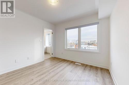 5456 Main Street, Whitchurch-Stouffville, ON - Indoor Photo Showing Other Room