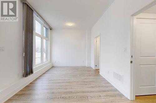 5456 Main Street, Whitchurch-Stouffville, ON - Indoor Photo Showing Other Room