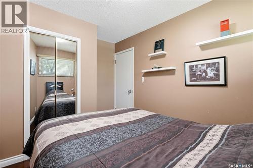 1120 Broadway Avenue E, Regina, SK - Indoor Photo Showing Bedroom