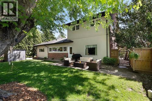 382 Barry, Tecumseh, ON - Outdoor