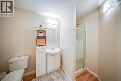 Downstairs Bathroom - 
